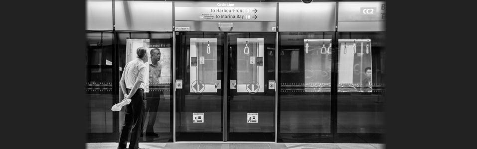 وسائل النقل والمواصلات في سنغافورة (النقل الأرضي)