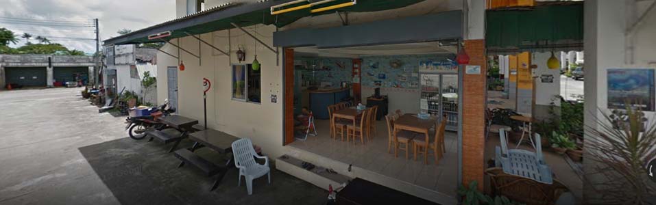 El Book Cafe en Rawai