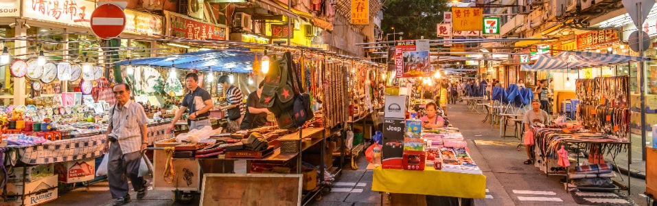 سوق شارع تمبل الليلي