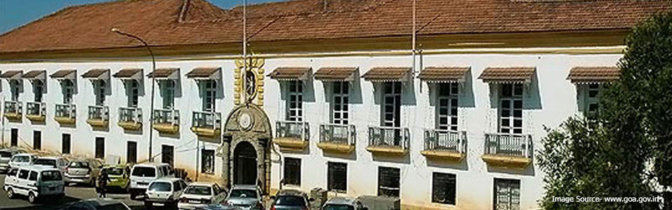 Fuera de la Pista de los Golpes (En un lugar donde la gente no va a menudo)