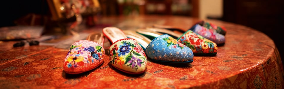 قبائل العواطف والمشاعر