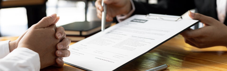 شروط الأهلية: برنامج عمولات إير بي إن بي لوكلاء السفر