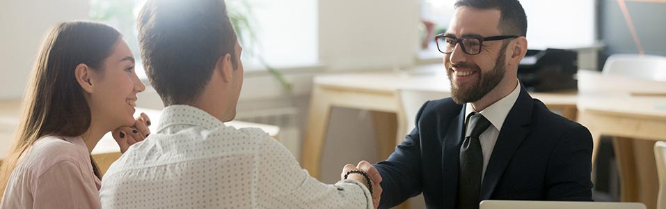 Cumprimentando Clientes